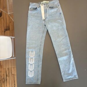 Off White Straight Leg Jeans size 28